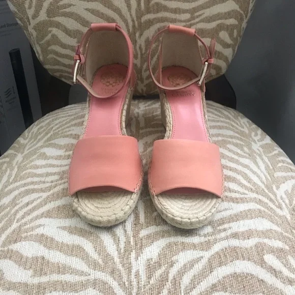 Pretty wedge sandals - Picture 4 of 6